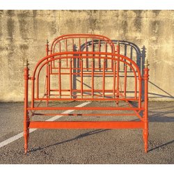 ANTICO LETTO ROSSO IN FERRO E OTTONE LIBERTY OLD BED CAMERA PIAZZA E MEZZA