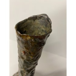 VASO BOTTIGLIA  BRUTALISTA METALLO MARTELLATO SMALTO CANGIANTE FIRMATO AS