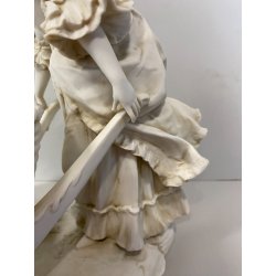 FIGURA CERAMICA Biscuit GIOVANE DONNA CARRIOLA FIRMAT H. Rock 26cm/h EPOCA '900