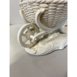 FIGURA CERAMICA Biscuit GIOVANE DONNA CARRIOLA FIRMAT H. Rock 26cm/h EPOCA '900