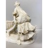 FIGURA CERAMICA Biscuit GIOVANE DONNA CARRIOLA FIRMAT H. Rock 26cm/h EPOCA '900