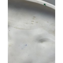 FIGURA CERAMICA Biscuit GIOVANE DONNA CARRIOLA FIRMAT H. Rock 26cm/h EPOCA '900