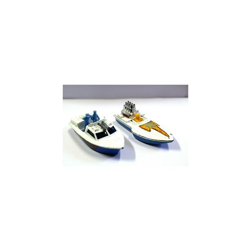 2pz MOTOSCAFO SPEADBOAT MACCHININA MODEL Matchbox N°5 Seafire N°52 Superfast '70