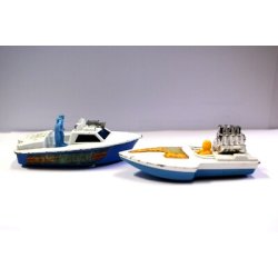 2pz MOTOSCAFO SPEADBOAT MACCHININA MODEL Matchbox N°5 Seafire N°52 Superfast '70