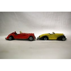 2pz  MACCHININA COLLEZIONISMO Hot Weels Auburn N°852 Majorette N°261 VINTAGE '70