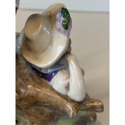 STATUINA FIGURA PORCELLANA CAPODIMONTE SCENA ROMANTICA DAMA GENTILUOMO FLAUTO