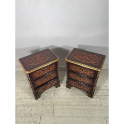 COPPIA COMODINI LEGNO INTARSIATO EPOCA '900 3 CASSETTI DECORI BRONZO DORATO