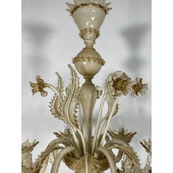 LAMPADARIO VETRO MURANO VENEZIANO BEIGE ORO FOGLIE FIORI 6 BRACCI ANNI 60 ø 74CM