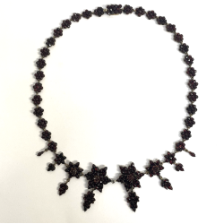 STUPENDA ANTICA COLLANA VITTORIANA GRANATO BOEMIA FIORE TOMBAK COLLIER NECKLACE