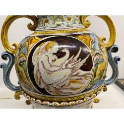 ANTICO VASO BIANSATO COPERCHIO MAIOLICA ISTORIATA FIGURE MITOLOGICHE 53cm/h '900