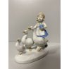 FIGURINA BAMBINA OCHE PORCELLANA GIRL WITH FLOWERS GOOSES Mod. 10685 VINTAGE '70