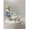 FIGURINA BAMBINA OCHE PORCELLANA GIRL WITH FLOWERS GOOSES Mod. 10685 VINTAGE '70