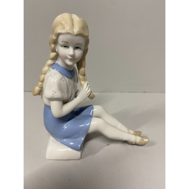 FIGURINA BAMBINA con TRECCE PORCELLANA GDR Mod. 1443 VINTAGE