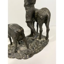 GRUPPO SCULTOREO BRONZO SCENA PASTORALE VERISTA PASTORELLO CAPRA ASINO 25 cm/h