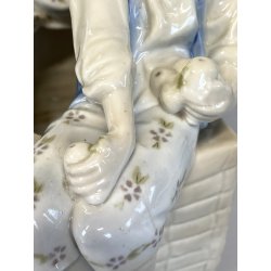 ANTICO VASO SCULTURA FIORIERA CENTROTAVOLA PORCELLANA FIGURE SCENA ROMANTICA 900