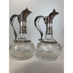 ANTICA COPPIA VERSATOIO AMPOLLA BOCCA METALLO ARGENTATO DECORO FOGLIATO 19 cm/h