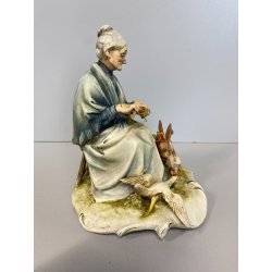 SCULTURA GRES CERAMICA A. Borsato FIGURA ANZIANA LAVORO A MAGLIA GALLO GALLINE