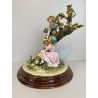 GRUPPO SCULTOREO CERAMICA Capodimonte B.M.G. ALBERO BIMBI RACCOLTA FRUTTA 29cm/h
