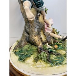 GRUPPO SCULTOREO CERAMICA Capodimonte B.M.G. ALBERO BIMBI RACCOLTA FRUTTA 29cm/h