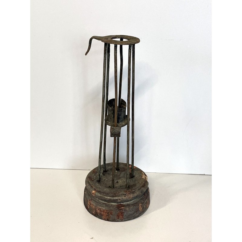 ANTICO candeliere PORTA CANDELA ferro battuto LUME BUGIA epoca 1600 fatto a mano