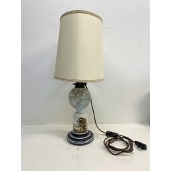 LAMPADA A PETROLIO ELETTRIFICATA VETRO OPALINO DECORO PAESAGGIO MAPPAMONDO 58 cm
