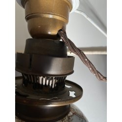 LAMPADA A PETROLIO ELETTRIFICATA VETRO OPALINO DECORO PAESAGGIO MAPPAMONDO 58 cm