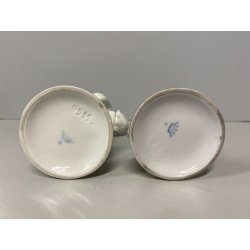 COPPIA ANGELI PORCELLANA CAPODIMONTE bianco lucido ORO PUTTI CHERUBINI 9511-9512