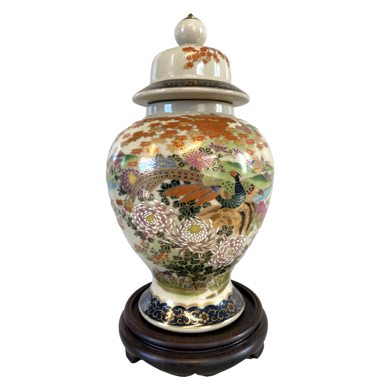 VASO con COPERCHIO PORCELLANA Satsuma JAPAN DECORO ISTORIATO PAVONI FIORI FOGLIE