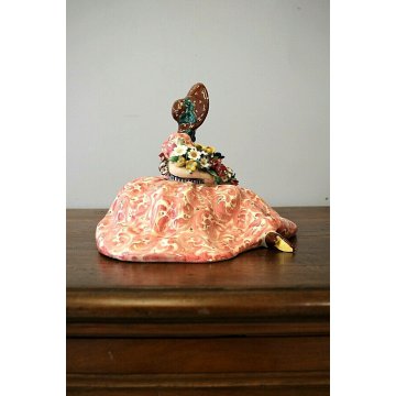 ANTICA SCULTURA CERAMICA T.Sebelin FIGURA DAMA CON CESTO FIORI CAPPELLO ART DECO