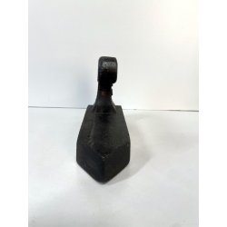 RARO ANTICO FERRO DA STIRO GHISA epoca 800 MONOBLOCCO misure 3.5 ATTREZZO SARTO
