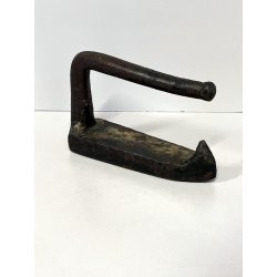 RARISSIMO ANTICO FERRO DA STIRO FORGIATO epoca '700 punta rialzata ATTREZZO