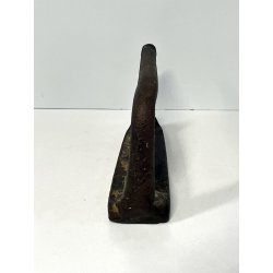 RARISSIMO ANTICO FERRO DA STIRO FORGIATO epoca '700 punta rialzata ATTREZZO