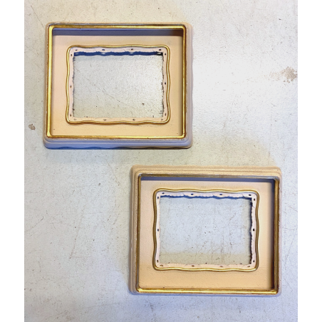 COPPIA CORNICE ANTICA SAGOMATA COLOR AVORIO ORO