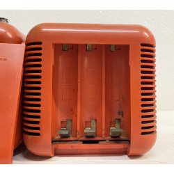 ANTICA RADIO CUBO BRIONVEGA TS 502 ROSSA MARCO ZANUSO ANNI 70 DESIGN MADE IN ITA