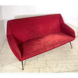 ANTICO DIVANO VINTAGE TESSUTO ROSSO ANNI 50 GAMBE OTTONE SOFA ITALIA DESIGN