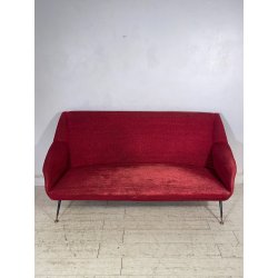 ANTICO DIVANO VINTAGE TESSUTO ROSSO ANNI 50 GAMBE OTTONE SOFA ITALIA DESIGN