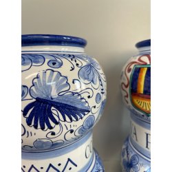 COPPIA VASI DERUTA MAIOLICA CERAMICA ALBARELLO DECORO DIPINTO BLU VASE COFFEINUM