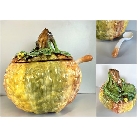 ZUPPIERA VINTAGE  ZUCCA COPERCHIO MESTOLO CERAMICA BIANCA DIPINTA A MANO ø32 cm