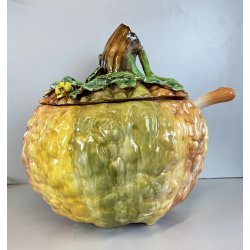 ZUPPIERA VINTAGE  ZUCCA COPERCHIO MESTOLO CERAMICA BIANCA DIPINTA A MANO ø32 cm
