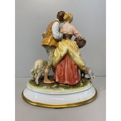 GRUPPO SCULTOREO PORCELLANA Capodimonte B. Merli SCENA PASTORALE FIORAIA PASTORE