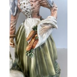 FIGURA PORCELLANA Capodimonte C. Mollica ANZIANA CONTADINA NUTRE POLLI 22,5cm/h