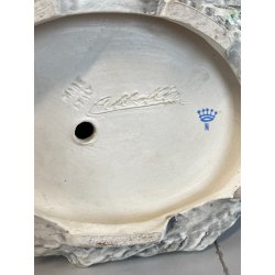 FIGURA PORCELLANA Capodimonte C. Mollica ANZIANA CONTADINA NUTRE POLLI 22,5cm/h