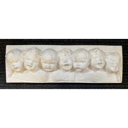 BASSORILIEVO GESSO BIANCO "CHERUBINI MUSICALI" VOLTI PUTTI BIMBI RIGO MUSICALE