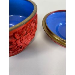 SCATOLA CINESE LACCA CINABRO ROSSO INTAGLIATO INTERNO SMALTO BLU DECORO FLOREALE