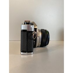 OLIMPUS OM-1 FOTOCAMERA REFLEX pellicola 35 mm NERA OBIETTIVO G.Zuiko 50 mm