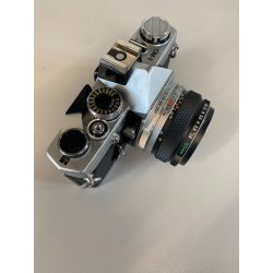 OLIMPUS OM-1 FOTOCAMERA REFLEX pellicola 35 mm NERA OBIETTIVO G.Zuiko 50 mm