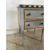 COMODINO LEGNO DIPINTO SCACCHI AZZURRO ORO 2 CASSETTI GIOCO APOCA '900 VETRO