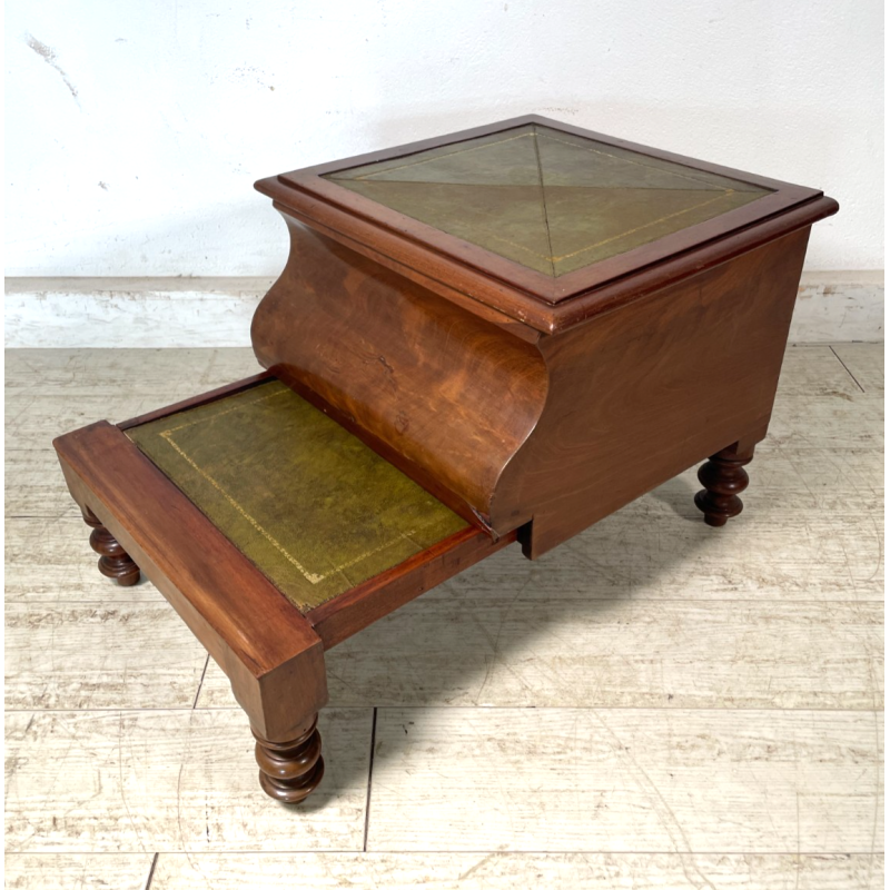 ANTICO MOBILETTO IMPERO SCALA STIPO CASSAPANCA PELLE EPOCA '900 PUFF SCARPIERA