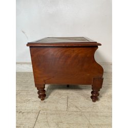 ANTICO MOBILETTO IMPERO SCALA STIPO CASSAPANCA PELLE EPOCA '900 PUFF SCARPIERA