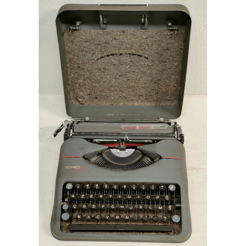 MACCHINA da SCRIVERE VINTAGE Hermes Baby OLD TYPEWRITER anni 50 PAILLARD Suisse